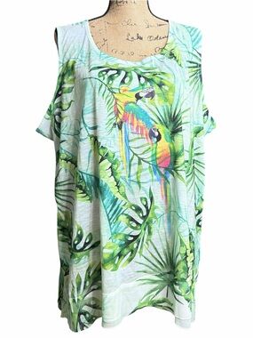 CJ Banks Green Tropical Parrot Short Sleeve Tank. EC.  Size 3X
